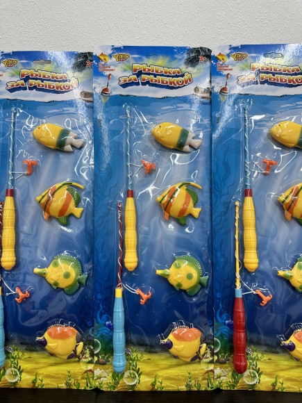 Рыбалка пластиковая "РЫБКА ЗА РЫБКОЙ-4" (4 рыбки, 2 удочки, в блистере) (Арт. M1251)